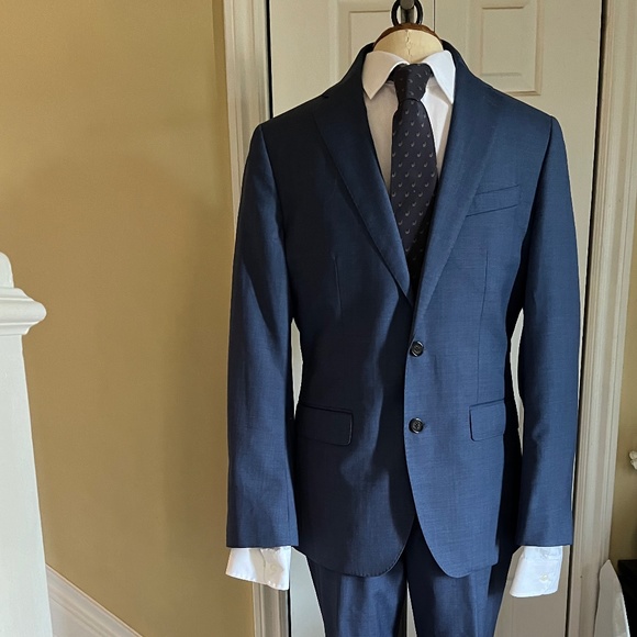 Medium Blue Slim Fit Banana Republic Guabello Connoisseur 2 piece suit - Picture 1 of 5